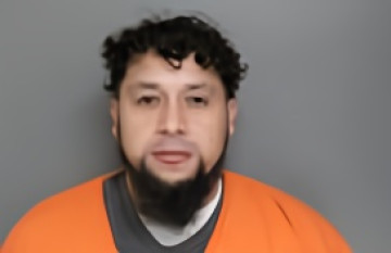 Mugshot of NAPOLEON LOPEZ-MARTINEZ