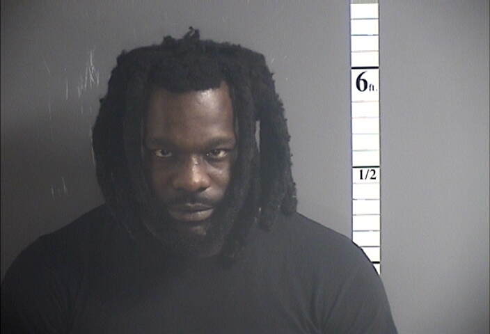 Mugshot of ROBERT E EVANS