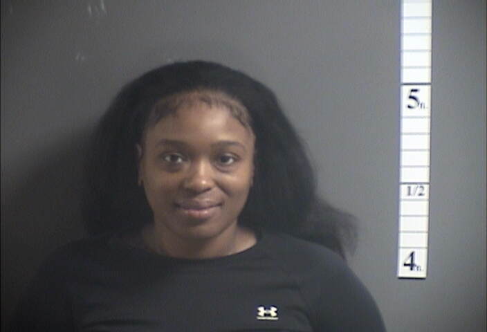 Mugshot of SHADIYAH N LEWIS