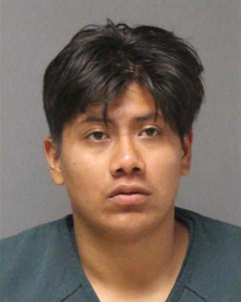 Mugshot of LUCIOISAI FLORESCALDERON