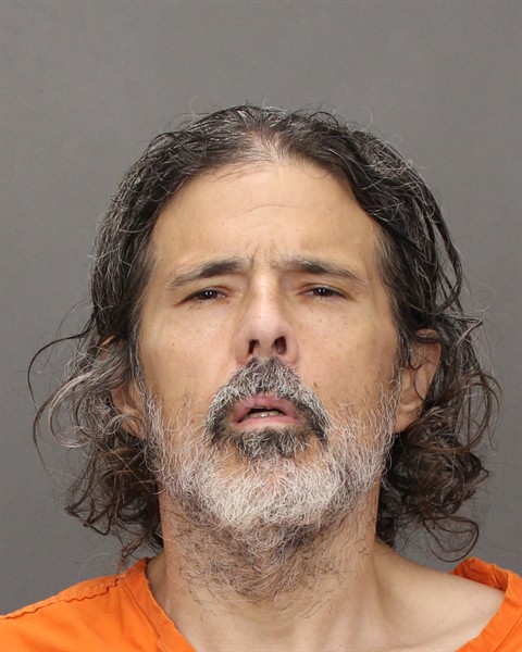 Mugshot of BRUCE W PETERS