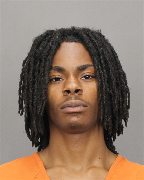 Mugshot of LAVONTA E MOORE