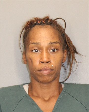 Mugshot of DESHAE SEGAR