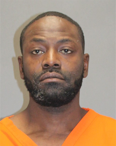 Mugshot of LENNON K DAVIS