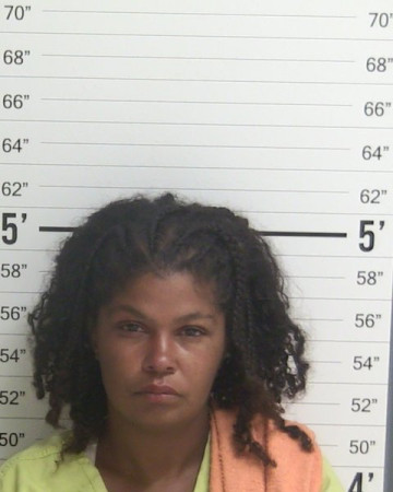 Mugshot of CANDICE JANELL KIRVEN