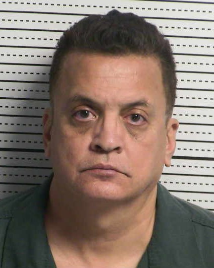 Mugshot of LUIS FERNANDO VALENCIA-HICKS