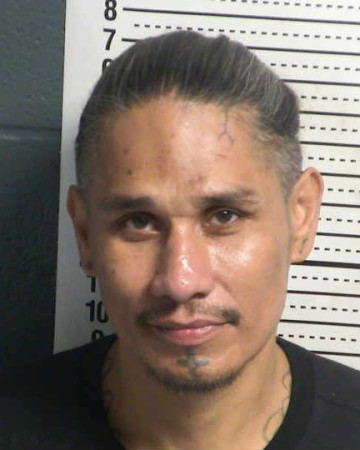 Mugshot of NOEL R CALDERON