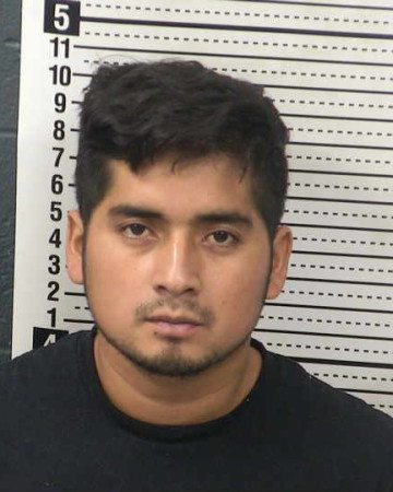 Mugshot of MARCOS SANTIZ-HERNANDEZ