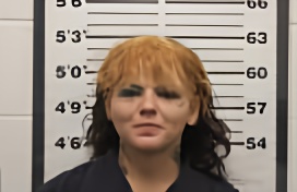 Mugshot of JACLYN DANIELLE ROARK