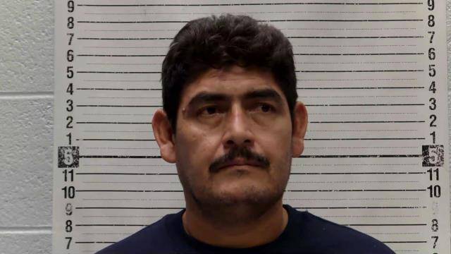 Mugshot of ANTONIO LAGUNA-OVANDO
