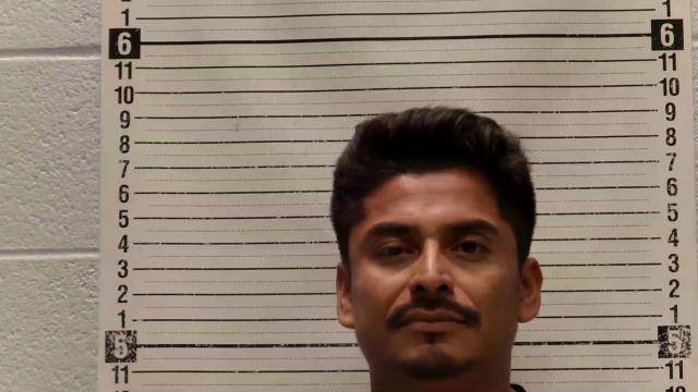 Mugshot of SAMUEL GOMEZ-GUZMAN