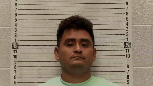 Mugshot of JOSUE RUIZ-LOPEZ