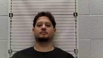 Mugshot of ALEXIS RIVEROS-SOSA
