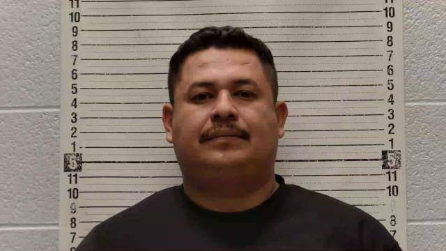 Mugshot of JOSE BANUELOS-GONZALEZ