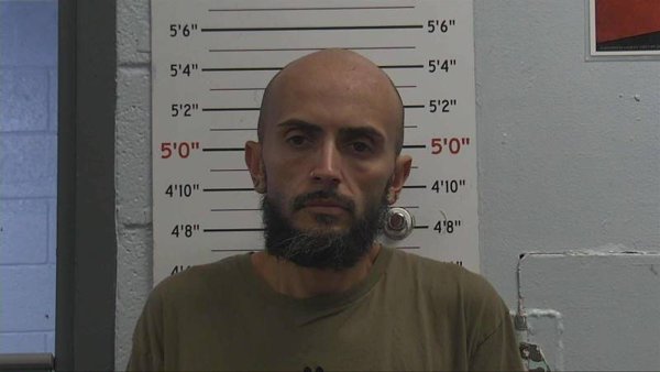 Mugshot of SAMMY M CANDELARIA
