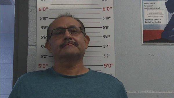 Mugshot of HECTOR MICHAEL CISNEROS