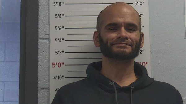 Mugshot of ROBERTO DELEON