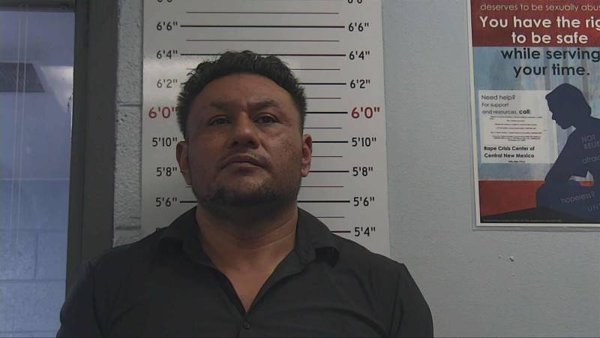 Mugshot of JONATHAN ANDUJO