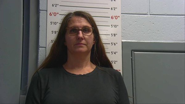 Mugshot of DAWNETTE GAROUTTE