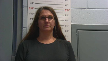 Mugshot of DAWNETTE GAROUTTE