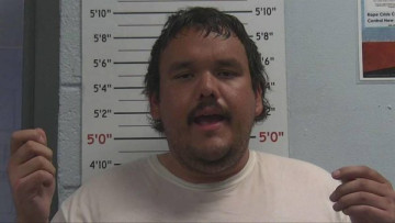 Mugshot of JUSTIN SHIRLEY