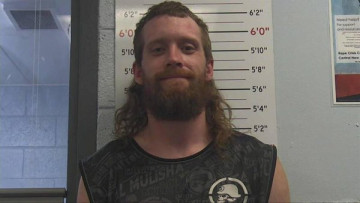 Mugshot of JOHN SHILO MANLOVE