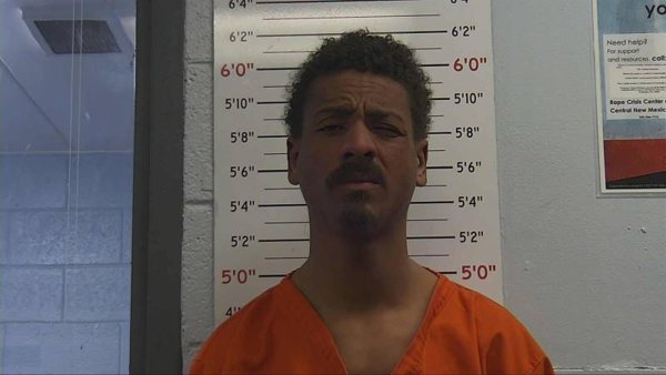 Mugshot of DANTE JORDEN HUITRON