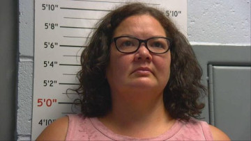 Mugshot of LONI-JO WINKLER
