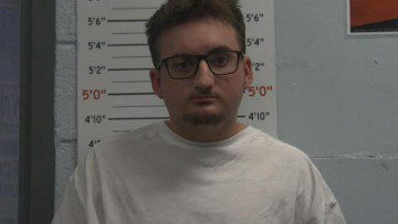 Mugshot of DONOVAN SHEELY