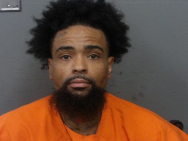 Mugshot of DEONTE CRAYTON
