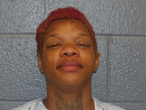 Mugshot of CREONDRA RAY