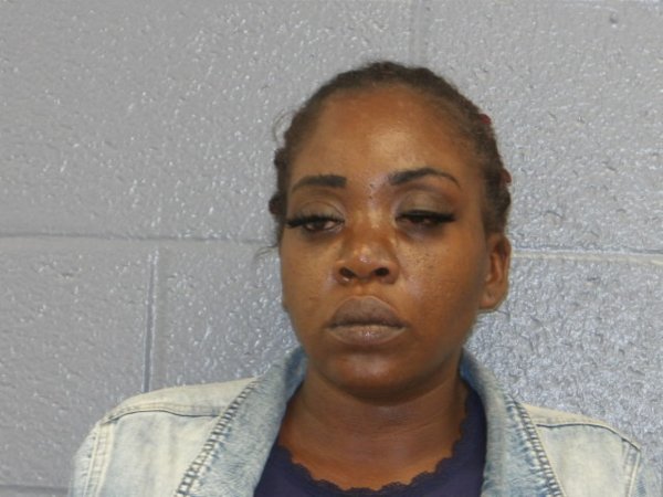 Mugshot of DEZNAY WELLS