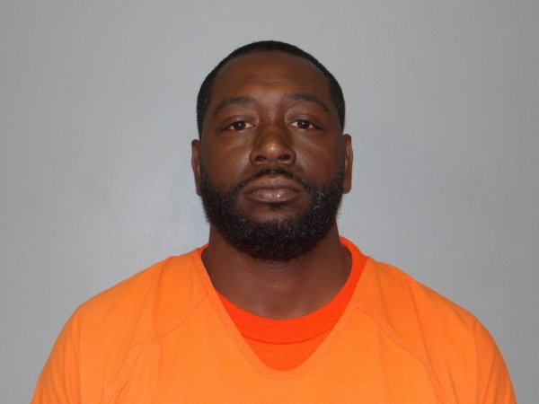 Mugshot of DAMIR MOORE