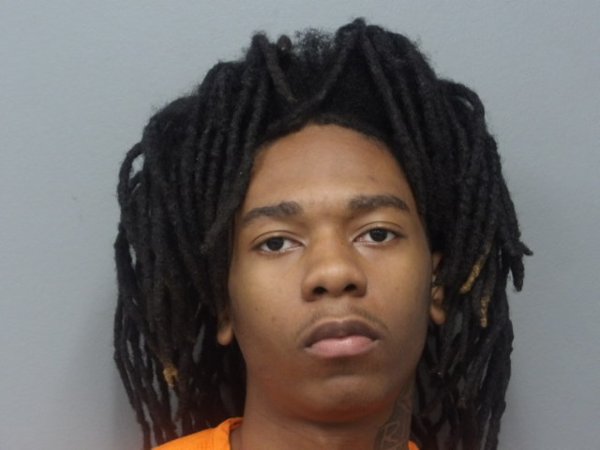 Mugshot of DIONTE WHITE