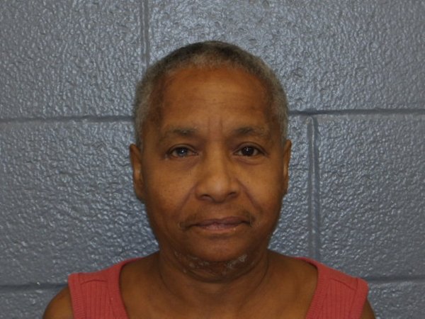 Mugshot of LINDA DAVIS