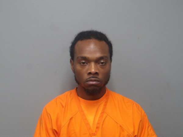 Mugshot of DESHON LAKE