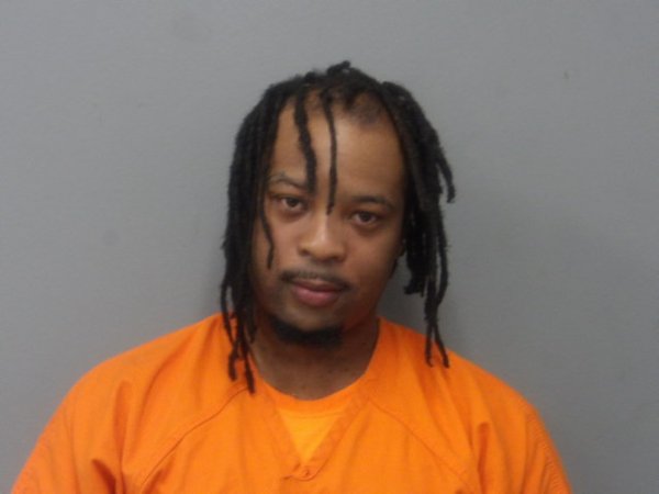 Mugshot of DISHAUNN ADAMS
