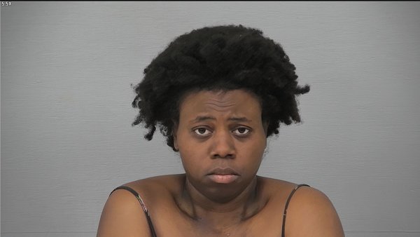 Mugshot of AUNDRIA LUCIALLA MONROE
