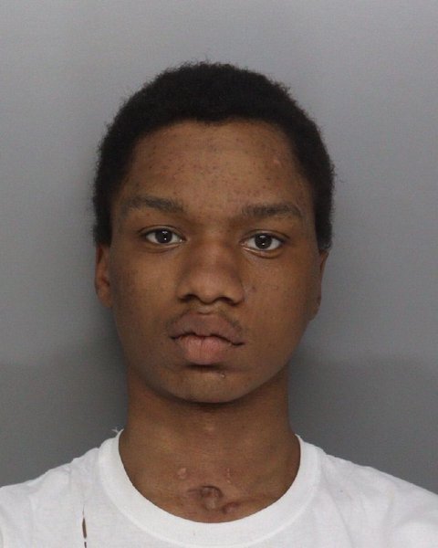 Mugshot of KIYON DEVAUGHN