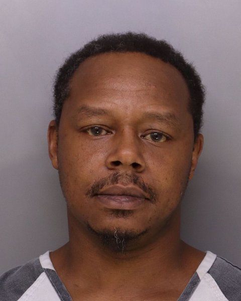 Mugshot of DION HARMON