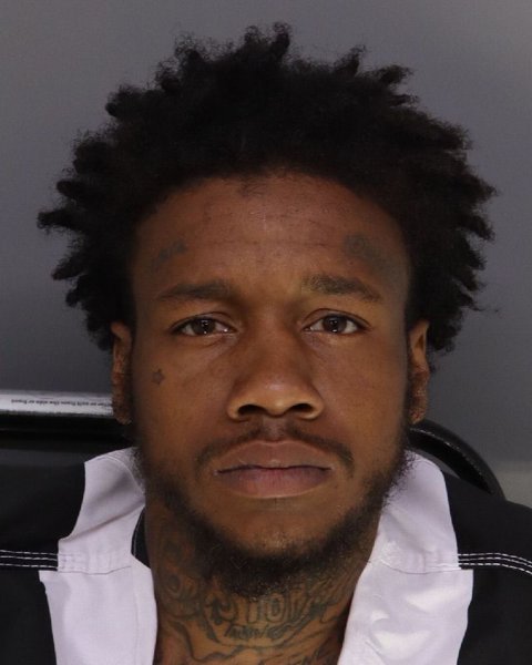 Mugshot of LEONTE COSTON