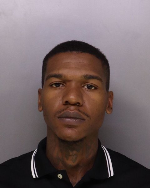 Mugshot of YAHMALE BROWN