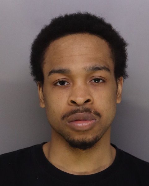 Mugshot of DASHAWN COULTER