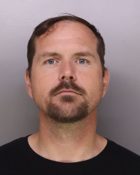 Mugshot of JOHN HUTCHINSON