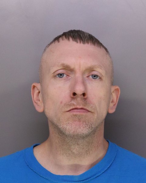 Mugshot of TODD BURTON