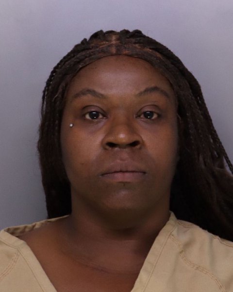 Mugshot of CALESHA HARRIS