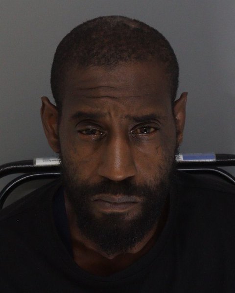 Mugshot of FERNANDO ROLAND