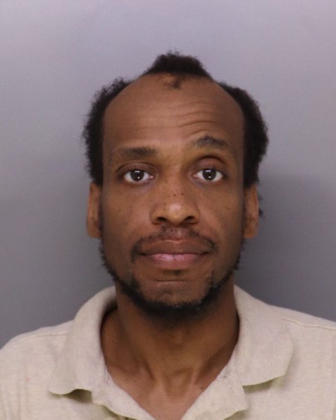 Mugshot of DOMIINIQUE JAMES