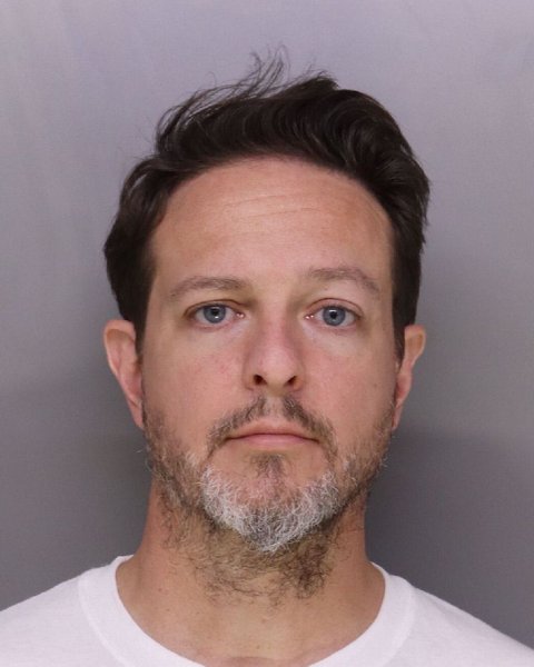 Mugshot of JAMES PARROTT