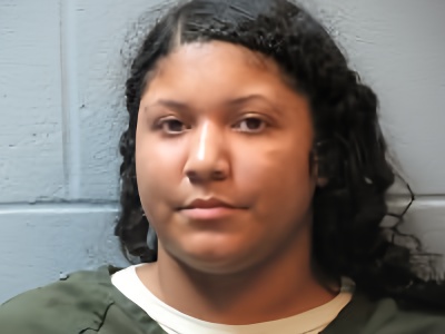 Mugshot of Avalon Saphire Flores